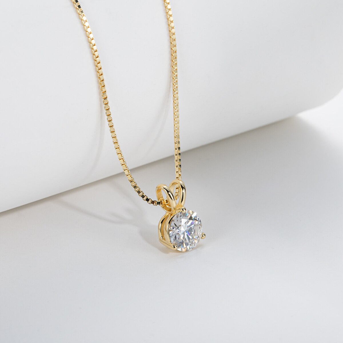 Colar Runas Moissanite