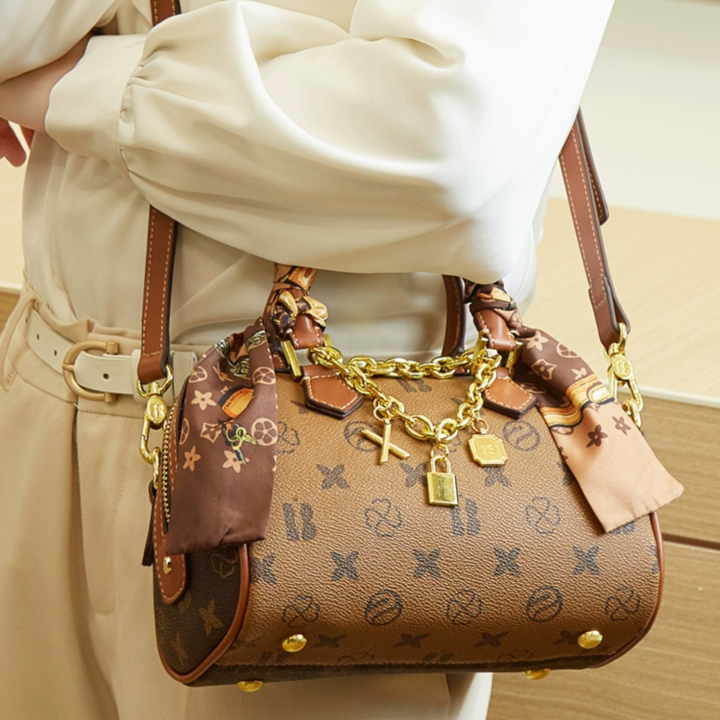 Bolsa Feminina Couro Genuíno Nantes