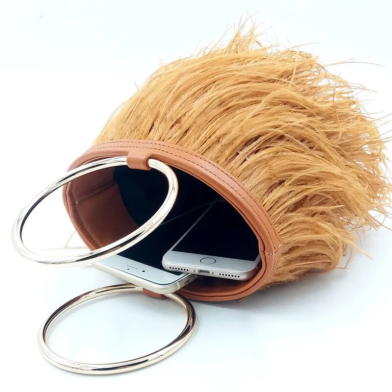 Bolsa Clutch Plumas Laila Musk