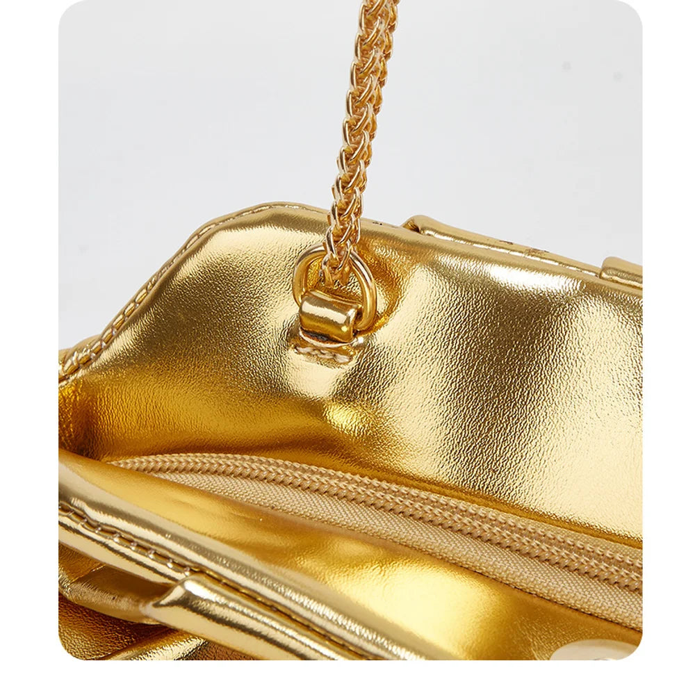 Bolsa de nuvem enrugada, nova bolsa quadrada pequena moderna e moderna feminina, bolsa crossbody de corrente versátil