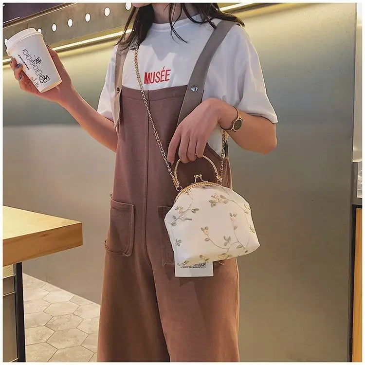 Vintage bordado rendas flores concha bloqueio bolsas para mulheres saco de casamento pequena corrente feminina ombro crossbody saco franja sacos