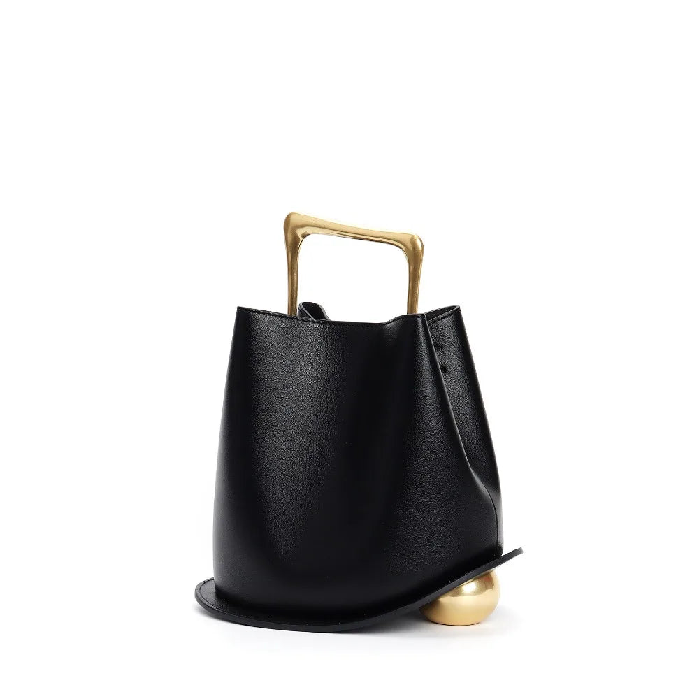 Novo couro genuíno minoria coreia bolsas commuter feminino simples all-match balde grande capacidade bolsa de ombro avançada