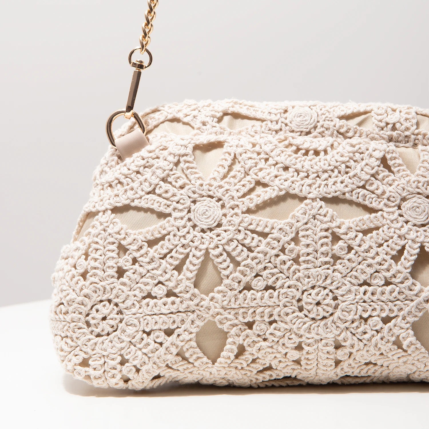 Bolsa crossbody de tecido oco padrão, bolsa de praia de palha boêmia, conjunto Chrochel, estilo premium, Trav Must Haves, bolsa Pach para mulheres