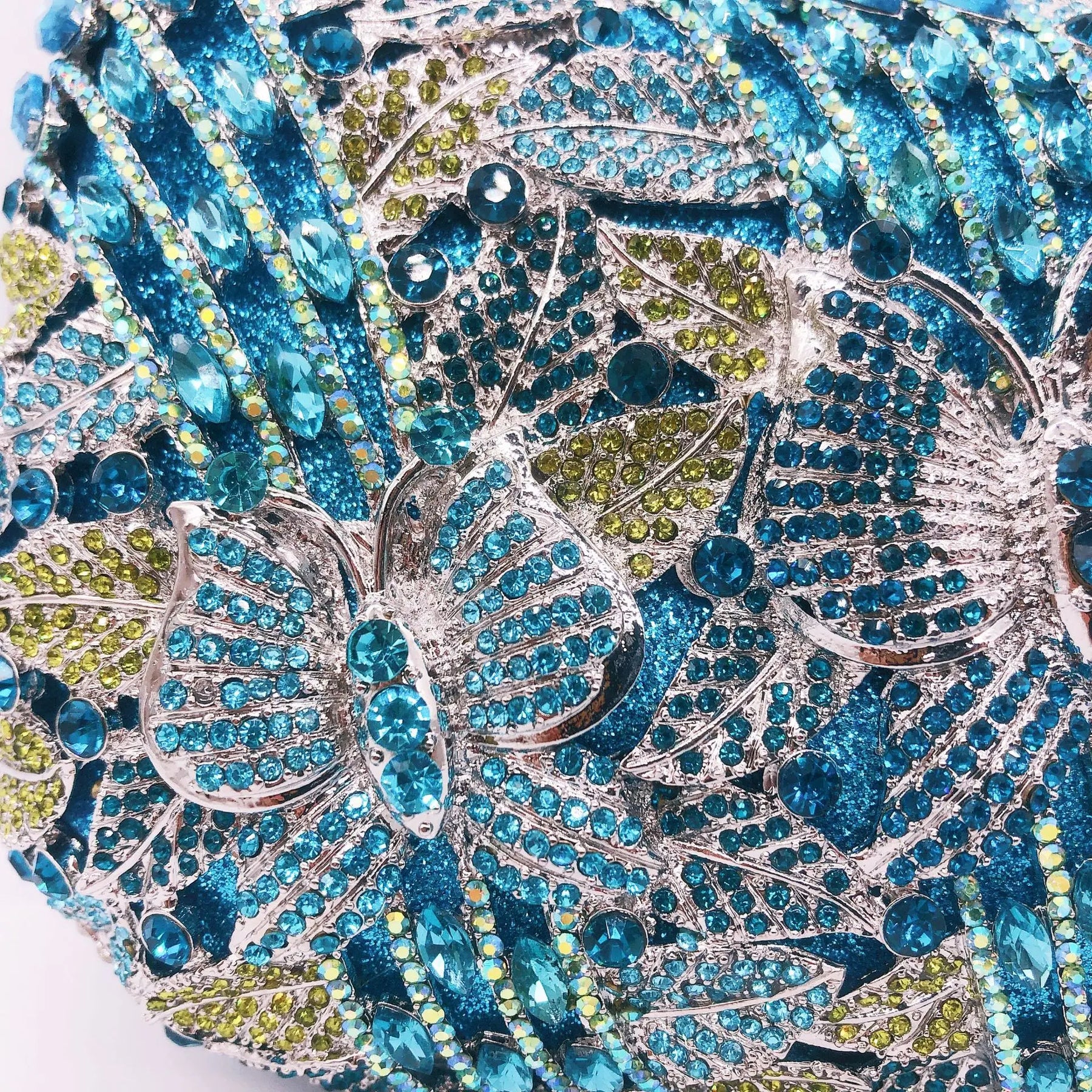 Oco para fora das mulheres saco de noite ouro cristal banquete bolsa luxo diamante embreagem bolsa casamento noiva sacos elegante jantar saco