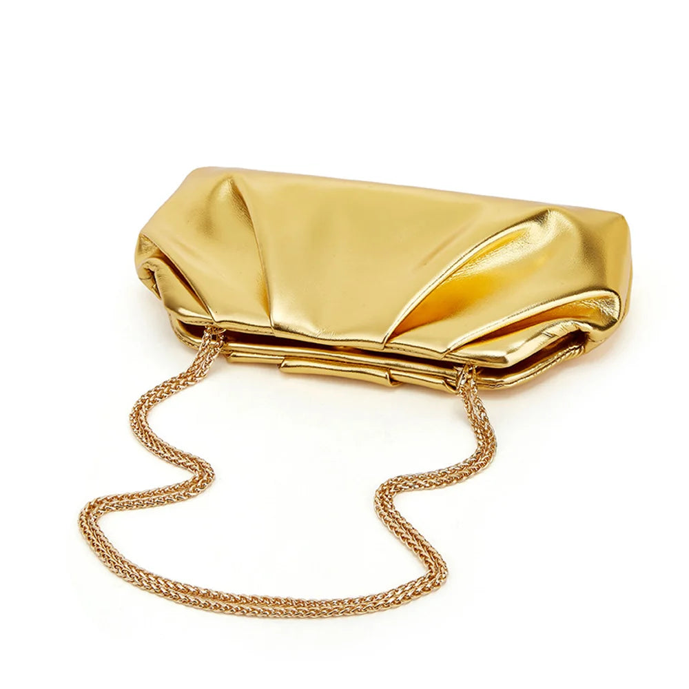 Bolsa de nuvem enrugada, nova bolsa quadrada pequena moderna e moderna feminina, bolsa crossbody de corrente versátil