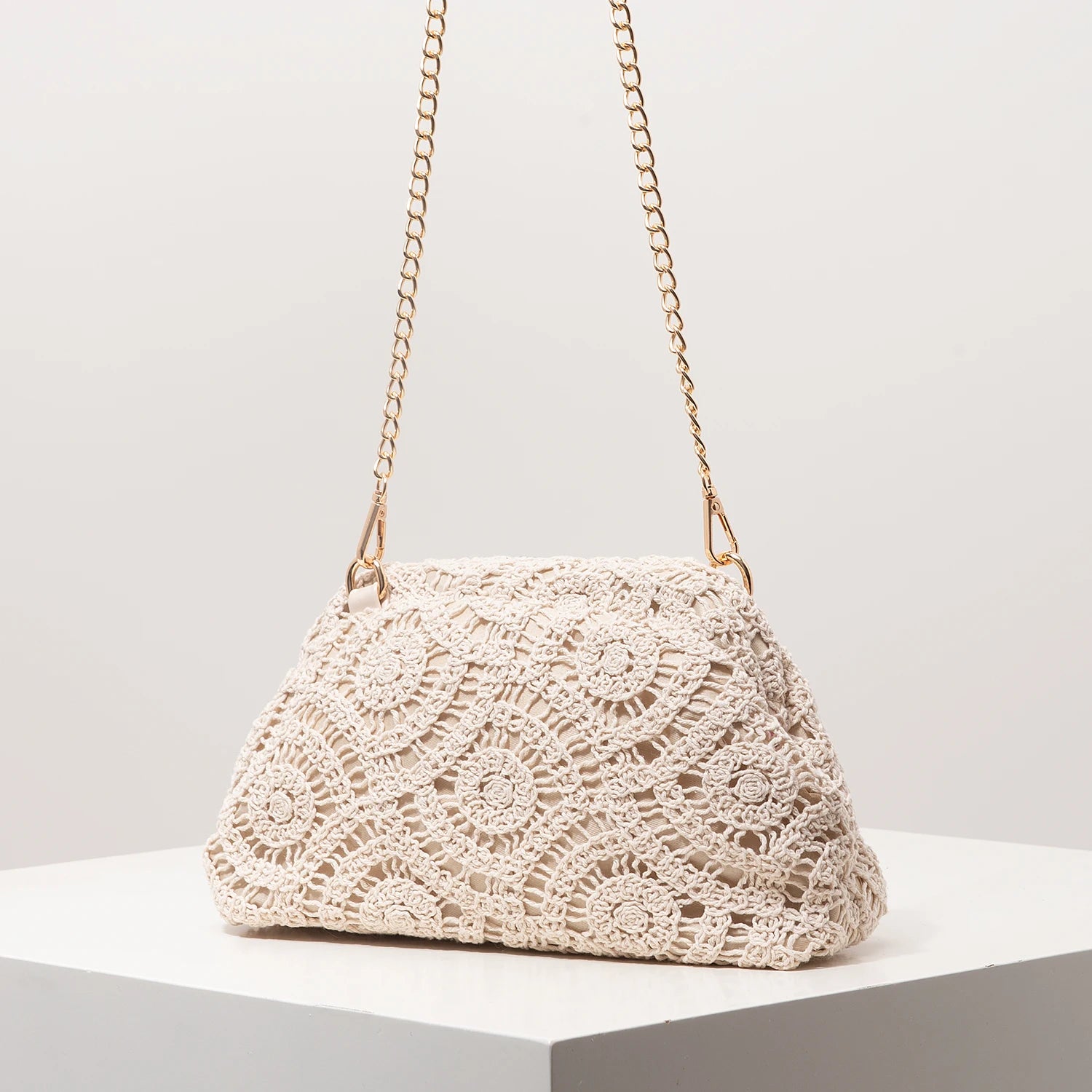 Bolsa crossbody de tecido oco padrão, bolsa de praia de palha boêmia, conjunto Chrochel, estilo premium, Trav Must Haves, bolsa Pach para mulheres