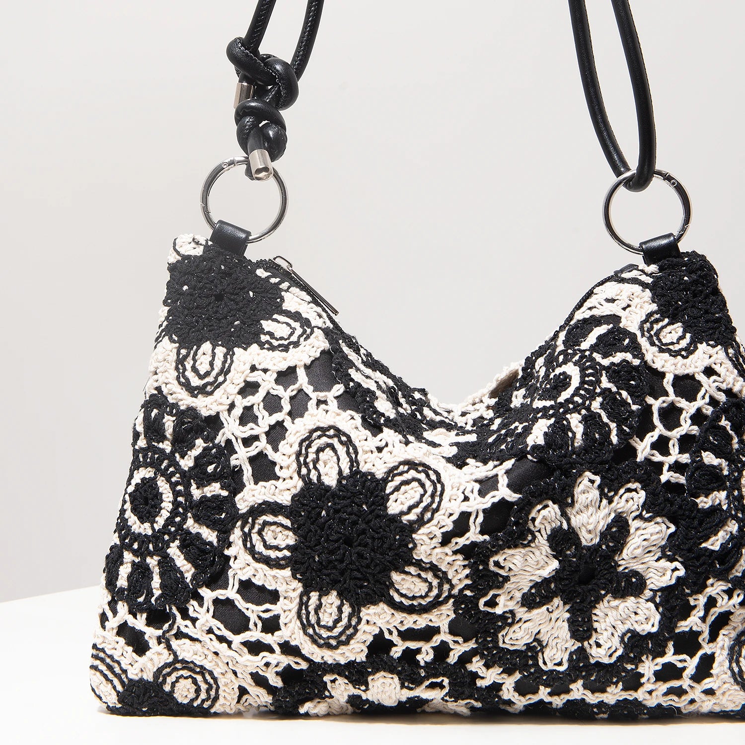 Sacolas de ombro de tricô oco com padrão para mulheres, bolsas de praia boho para mulheres, roupas de férias, bolsa de guê (padrão aleatório)