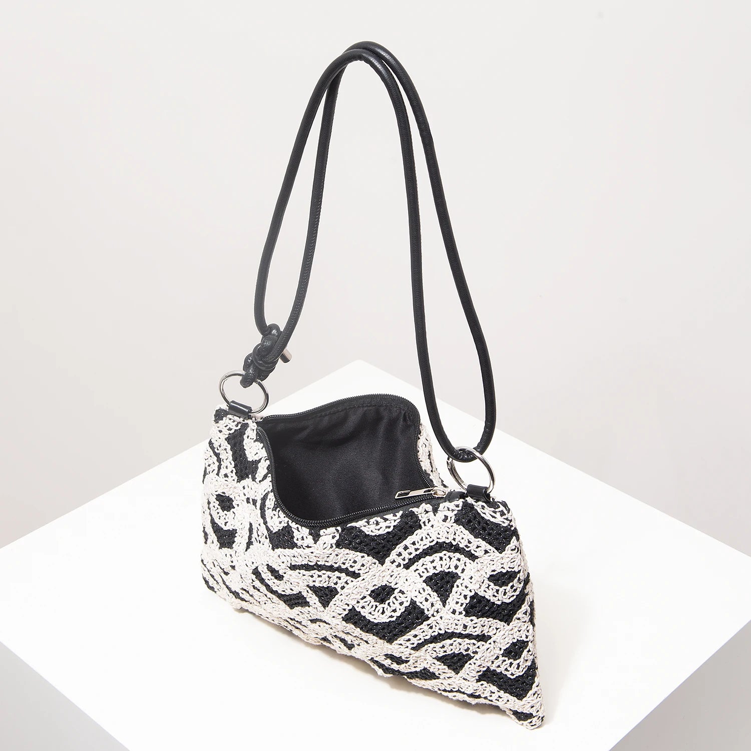 Sacolas de ombro de tricô oco com padrão para mulheres, bolsas de praia boho para mulheres, roupas de férias, bolsa de guê (padrão aleatório)