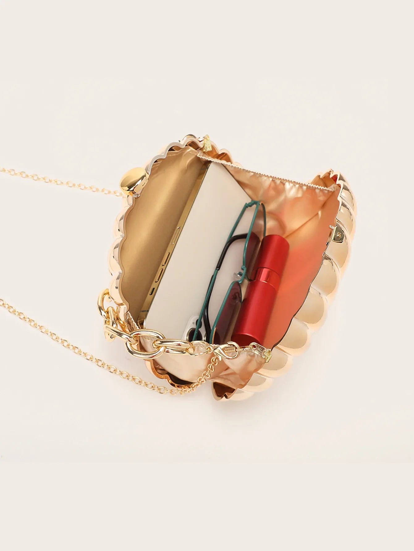 Estilo coreano forma de concha metal superfície brilhante senhoras corrente bolsa ombro design simples verão nova moda crossbody saco