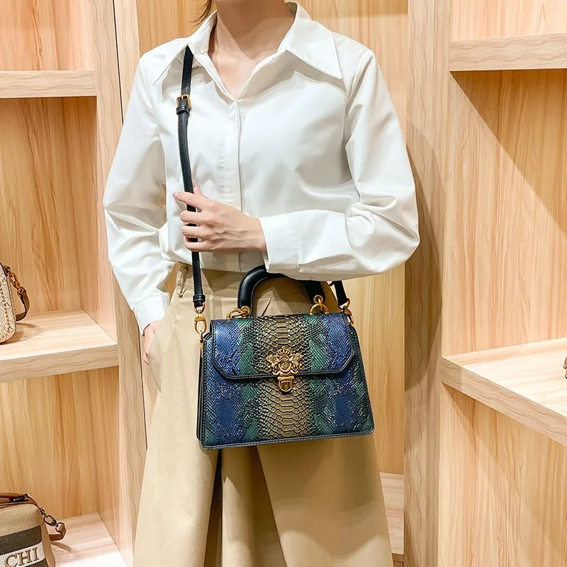 Bolsa tiracolo de cor contrastante feminina, de alta qualidade, marca de luxo, designer de luz, nova, primavera, verão, 2022