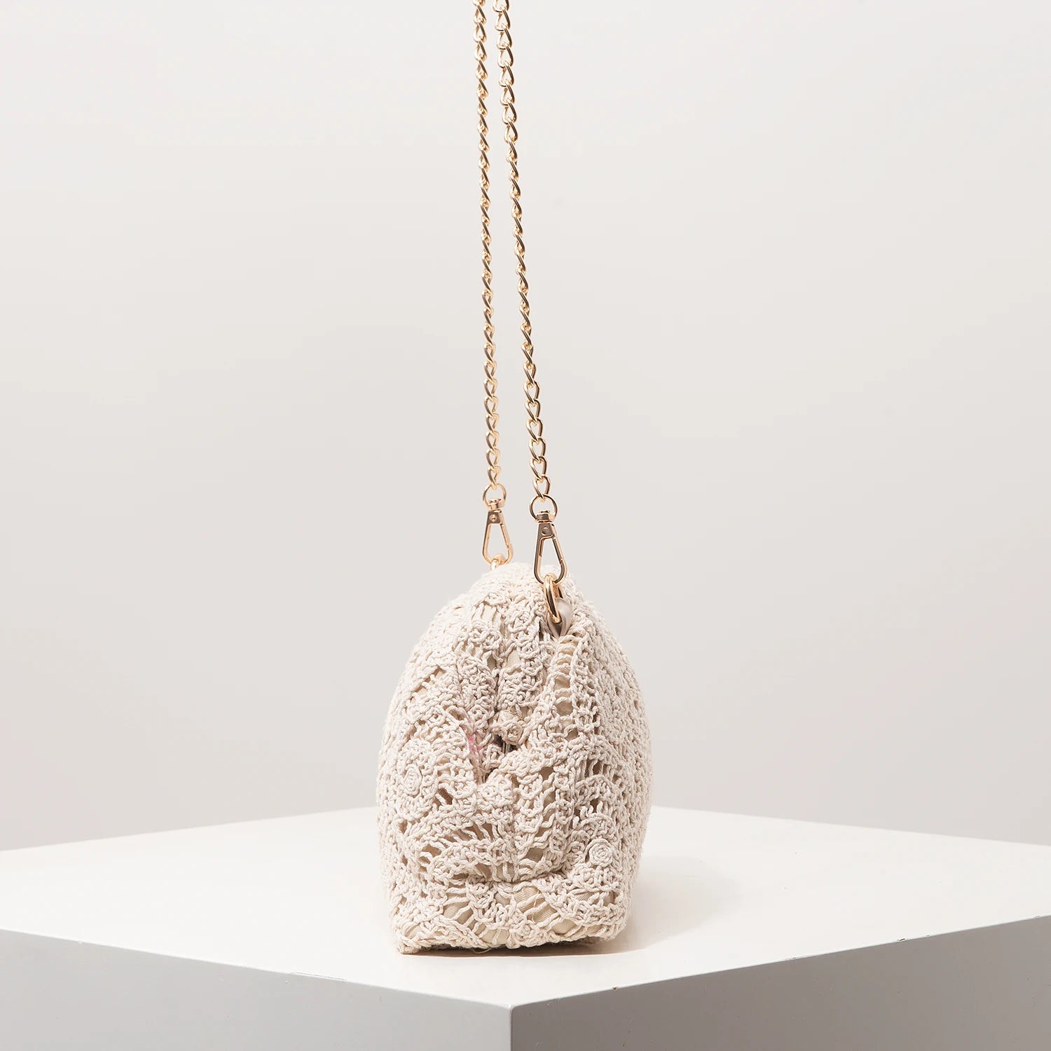 Bolsa crossbody de tecido oco padrão, bolsa de praia de palha boêmia, conjunto Chrochel, estilo premium, Trav Must Haves, bolsa Pach para mulheres