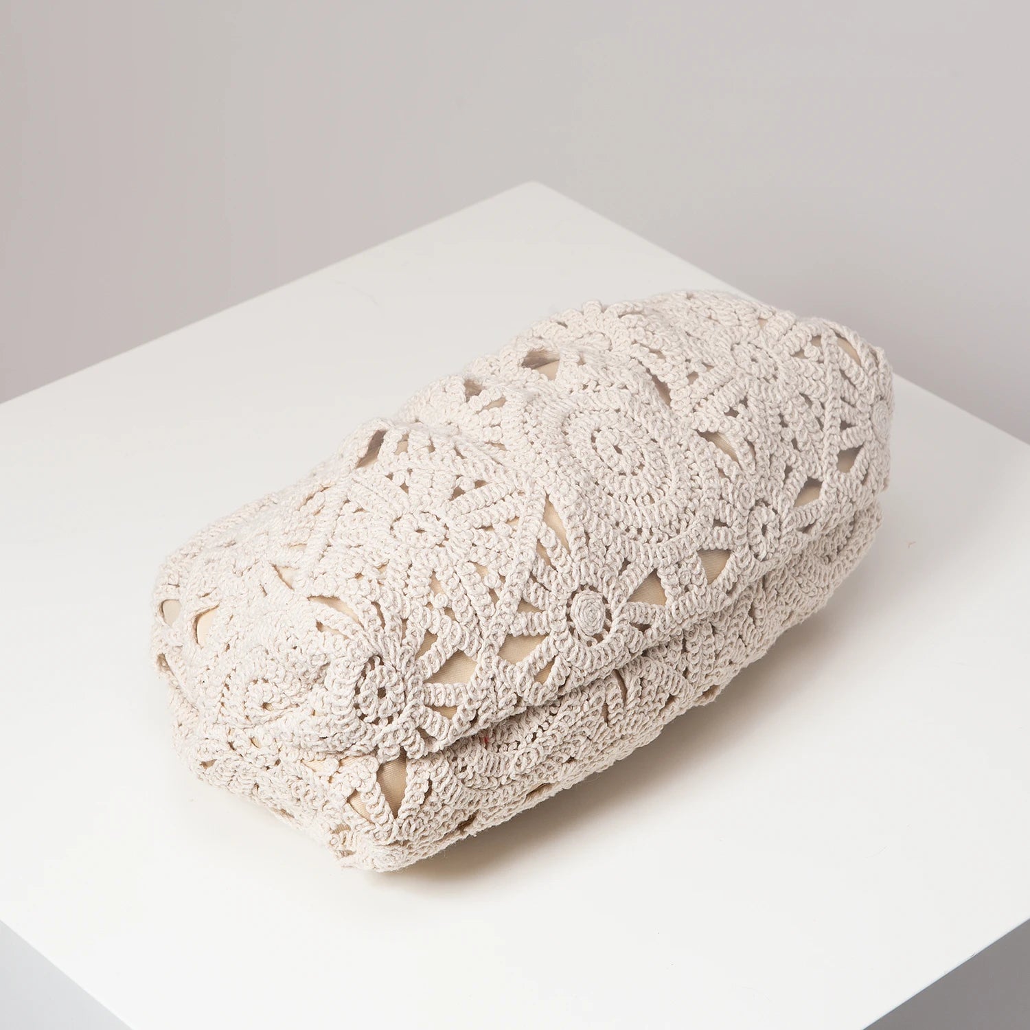 Bolsa de mão de tecido oco estampado, bolsa simples e versátil, bolsa de praia boêmia, carteira de palha casual de férias, bolsa elegante para festa à noite (las padrões são aleatórios)