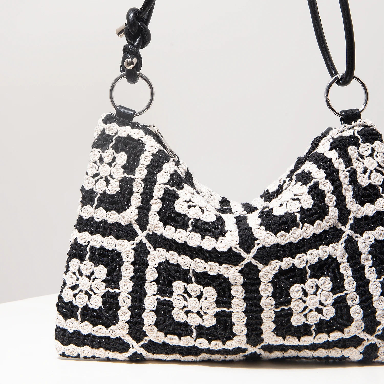 Sacolas de ombro de tricô oco com padrão para mulheres, bolsas de praia boho para mulheres, roupas de férias, bolsa de guê (padrão aleatório)