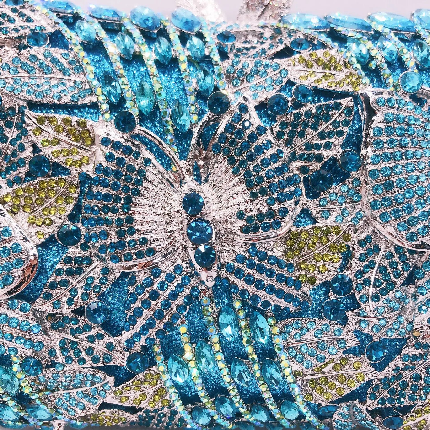 Oco para fora das mulheres saco de noite ouro cristal banquete bolsa luxo diamante embreagem bolsa casamento noiva sacos elegante jantar saco