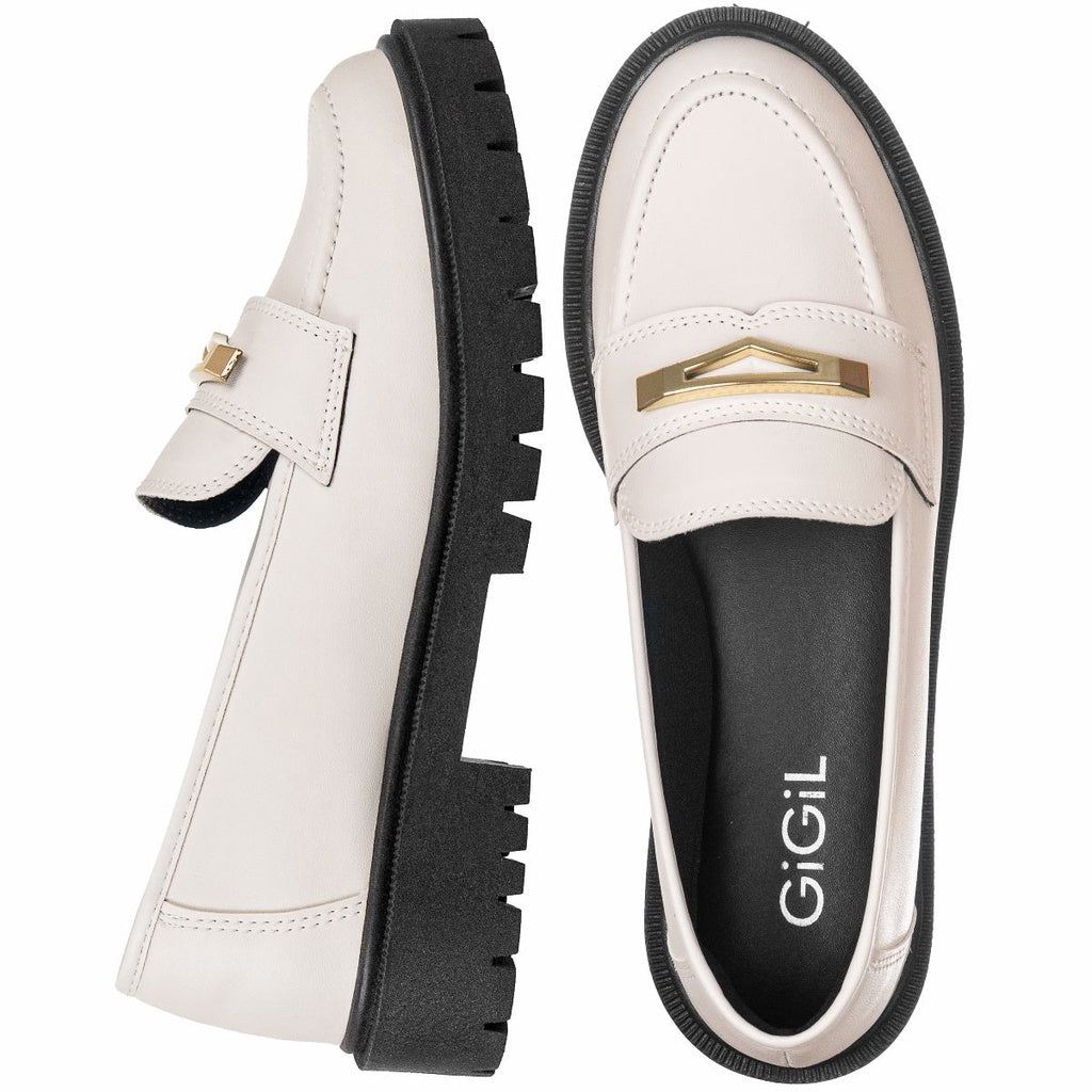 Mocassim Feminino Loafer GiGil Casual Tratorado