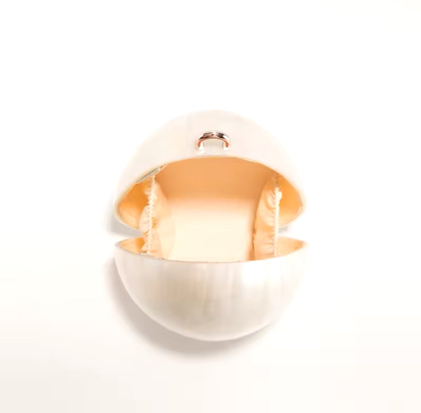 Clutch Egg Baroque