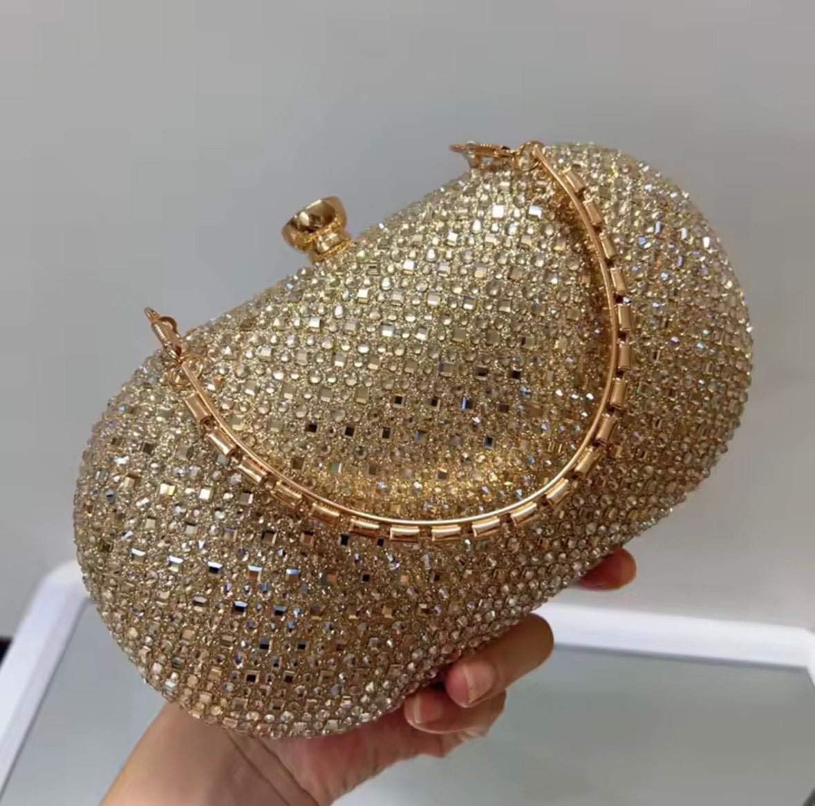 Clutch Verona