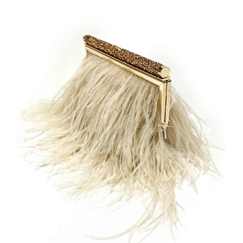 Bolsa Clutch Plumas Izaura