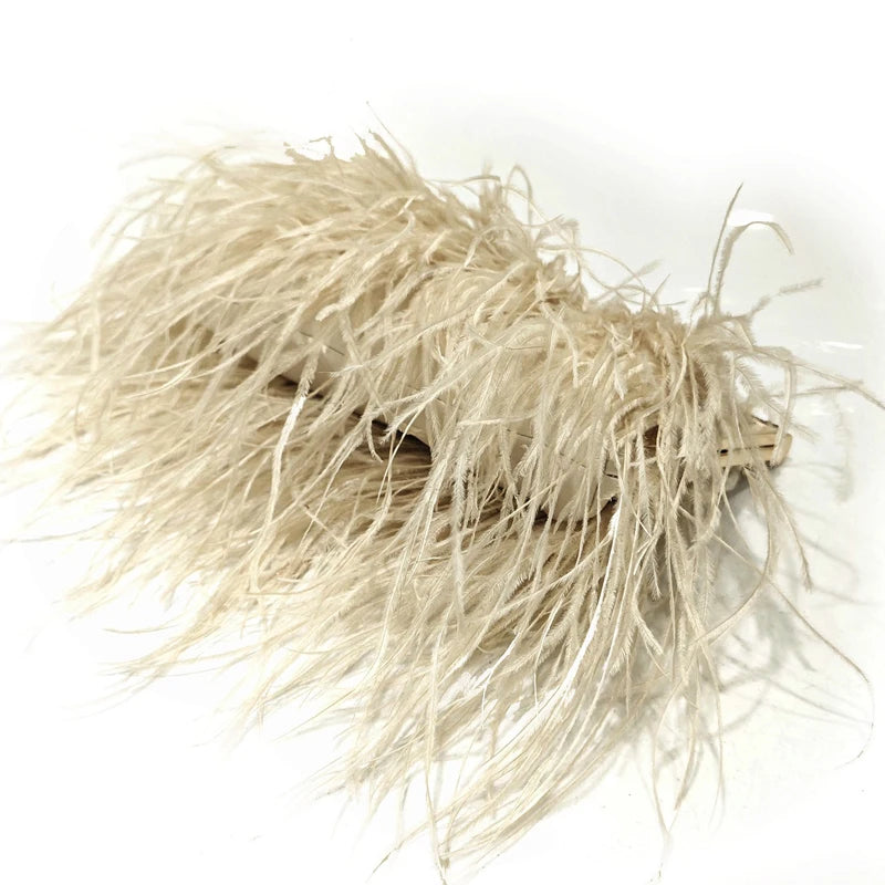 Bolsa Clutch Plumas Izaura