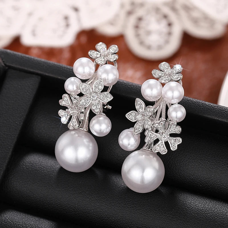 Huitan recém-projetado flor brincos com imitação elegante pérola noivado casamento brincos estéticos para mulheres moda jóias