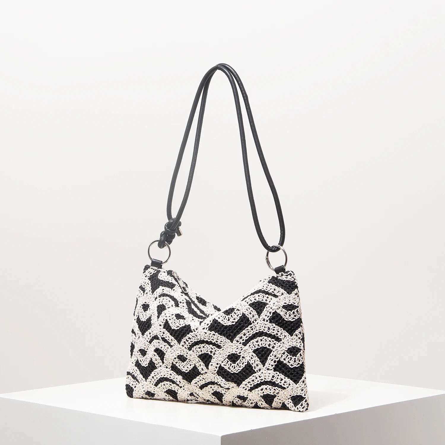 Sacolas de ombro de tricô oco com padrão para mulheres, bolsas de praia boho para mulheres, roupas de férias, bolsa de guê (padrão aleatório)