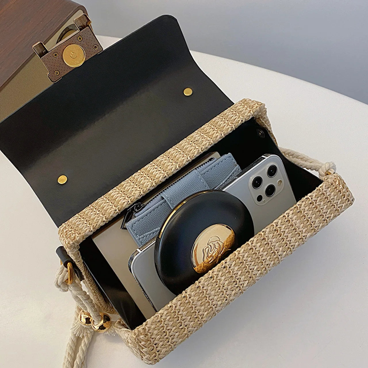 Bolsa Lídia Marissa