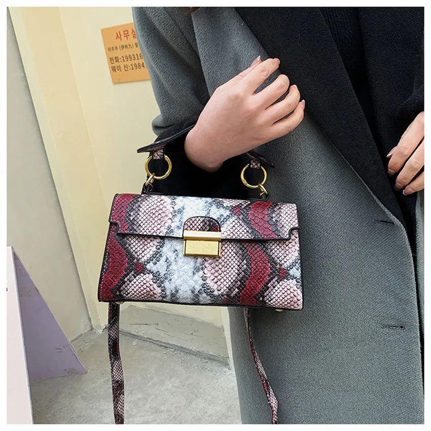 Nova marca de luxo designer bolsa feminina cobra padrão couro crossbody bolsas moda pequena bolsa ombro quadrado bolsa de ombro