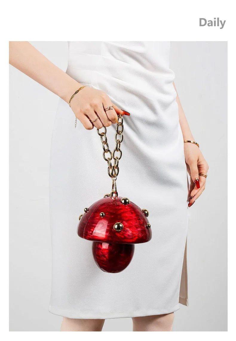 Clutch Cogumelo Mushroom Charm