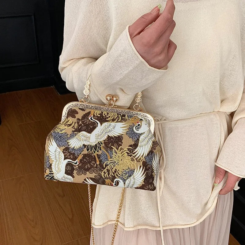 Moda vintage franja saco pequeno escudo sacos corrente feminina ombro crossbody saco guindaste voando bolsas femininas bordados