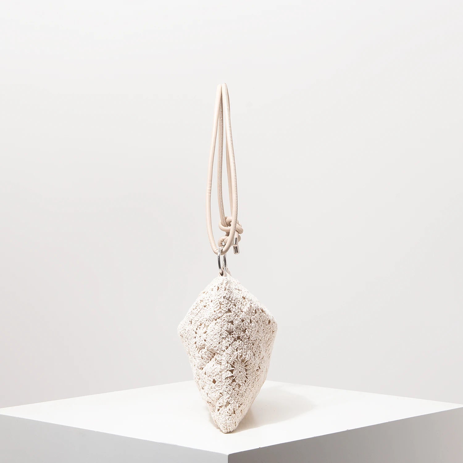 Sacolas de ombro de tricô oco com padrão para mulheres, bolsas de praia boho para mulheres, roupas de férias, bolsa de guê (padrão aleatório)