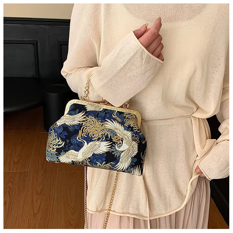 Moda vintage franja saco pequeno escudo sacos corrente feminina ombro crossbody saco guindaste voando bolsas femininas bordados
