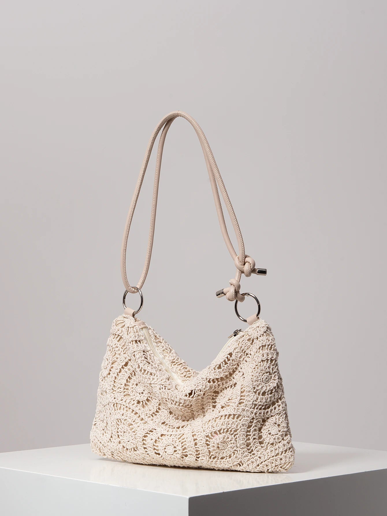 Sacolas de ombro de tricô oco com padrão para mulheres, bolsas de praia boho para mulheres, roupas de férias, bolsa de guê (padrão aleatório)