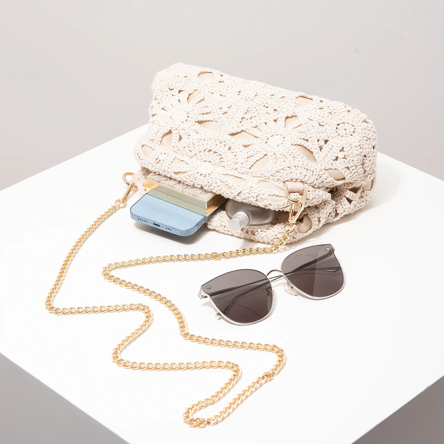 Bolsa crossbody de tecido oco padrão, bolsa de praia de palha boêmia, conjunto Chrochel, estilo premium, Trav Must Haves, bolsa Pach para mulheres