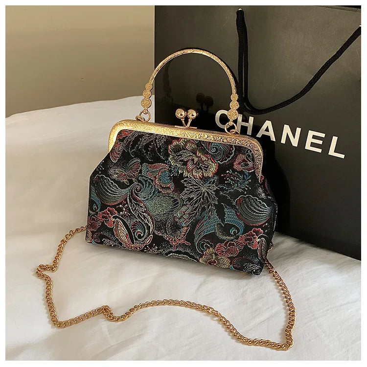 Moda vintage franja saco pequeno escudo sacos corrente feminina ombro crossbody saco guindaste voando bolsas femininas bordados