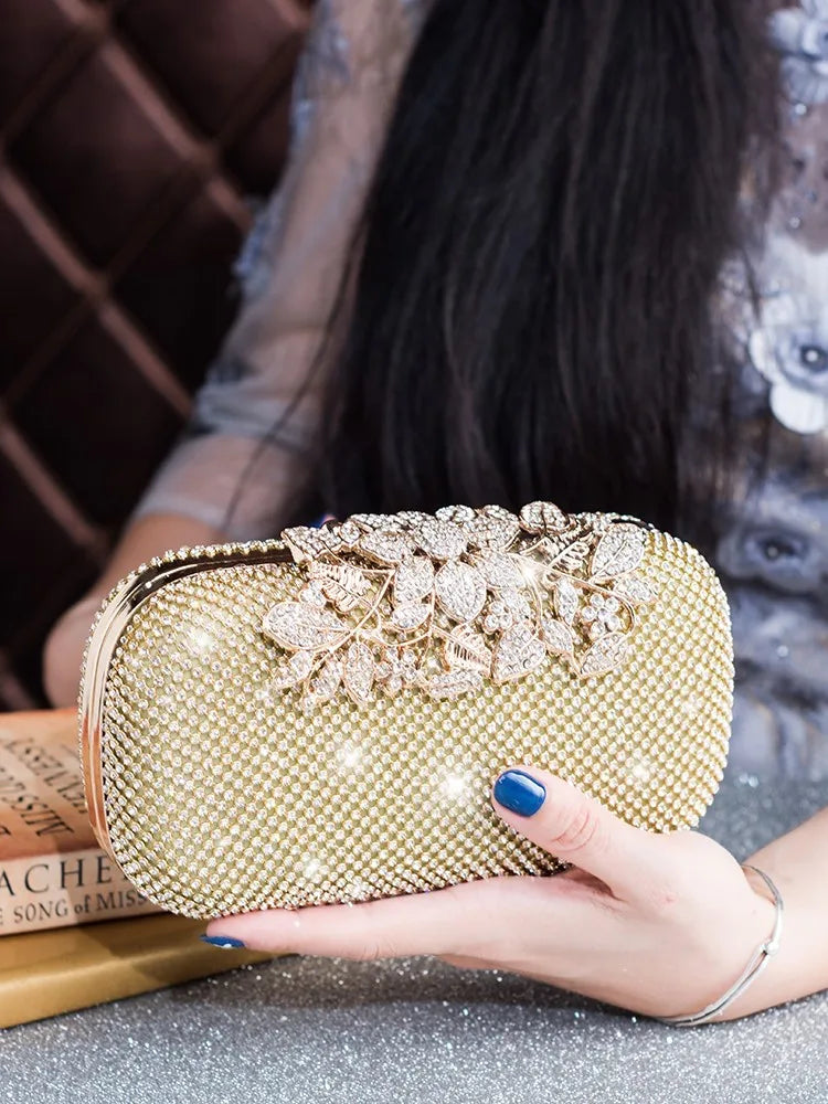 Bolsa Clutch Elegante com Diamantes para Festas Noturnas, Ideal para Vestidos Qipao, Bolsa em Formato de Concha de Liga com P...
