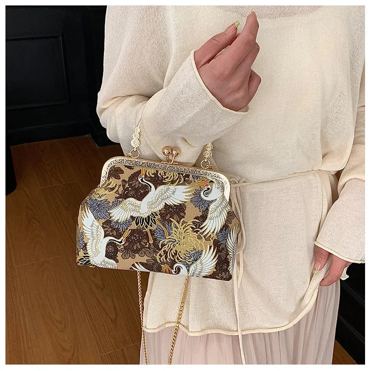 Moda vintage franja saco pequeno escudo sacos corrente feminina ombro crossbody saco guindaste voando bolsas femininas bordados