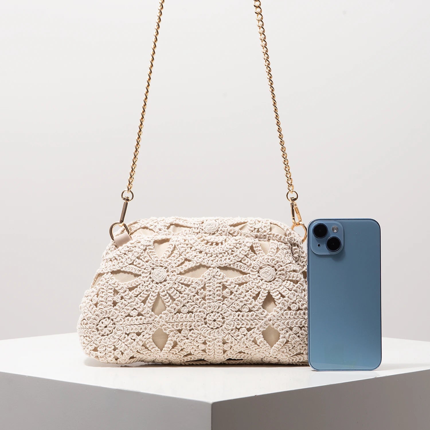 Bolsa crossbody de tecido oco padrão, bolsa de praia de palha boêmia, conjunto Chrochel, estilo premium, Trav Must Haves, bolsa Pach para mulheres