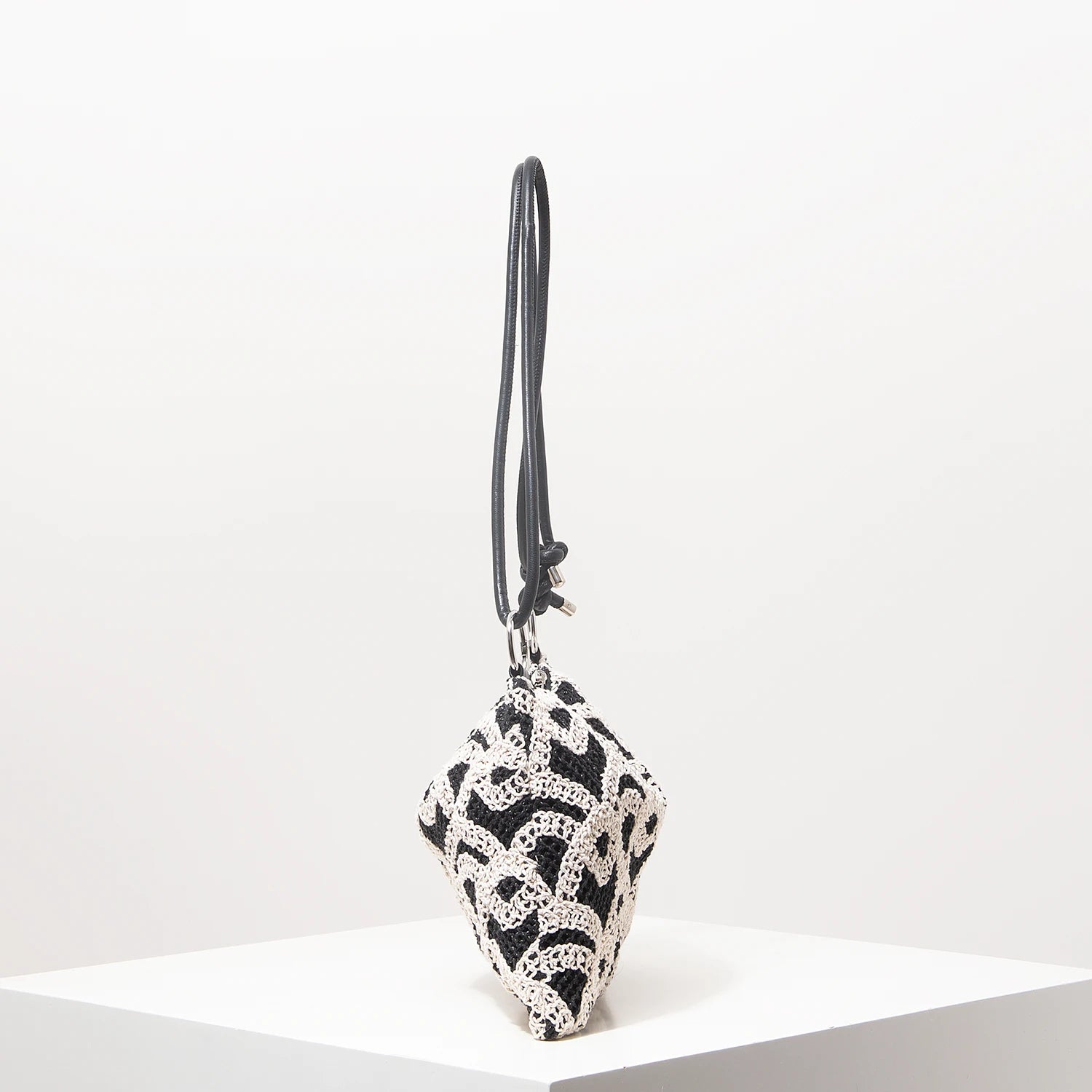 Sacolas de ombro de tricô oco com padrão para mulheres, bolsas de praia boho para mulheres, roupas de férias, bolsa de guê (padrão aleatório)