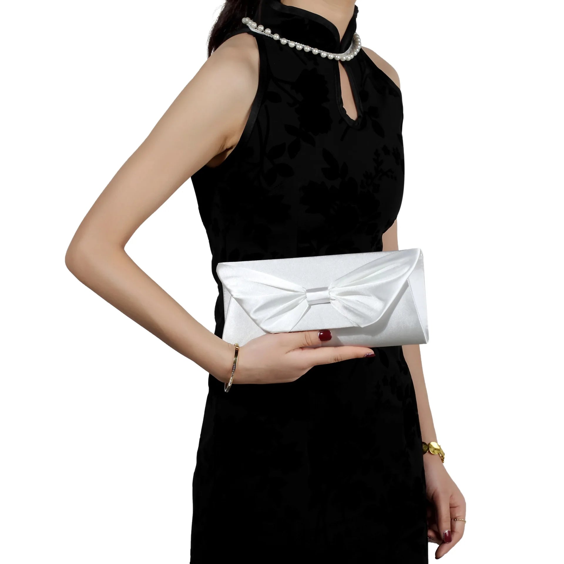 Bolsa de noite cetim bowknot para mulheres, embreagem elegante, bolsas nupciais, embreagens de casamento, corrente de metal, bolsa de ombro crossbody