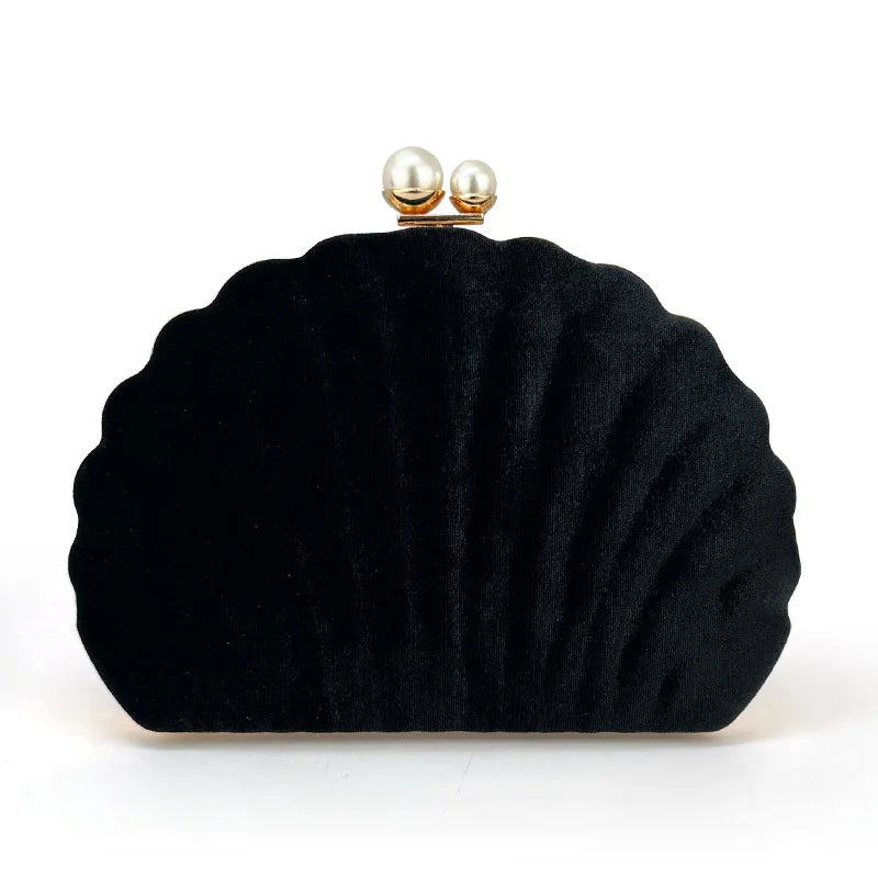 Bolsa de jantar de festa de veludo preto de concha premium Bolsa de embreagem com fecho de pérola Bolsa de casamento Bolsa crossbody Bolsa pequena feminina de veludo.