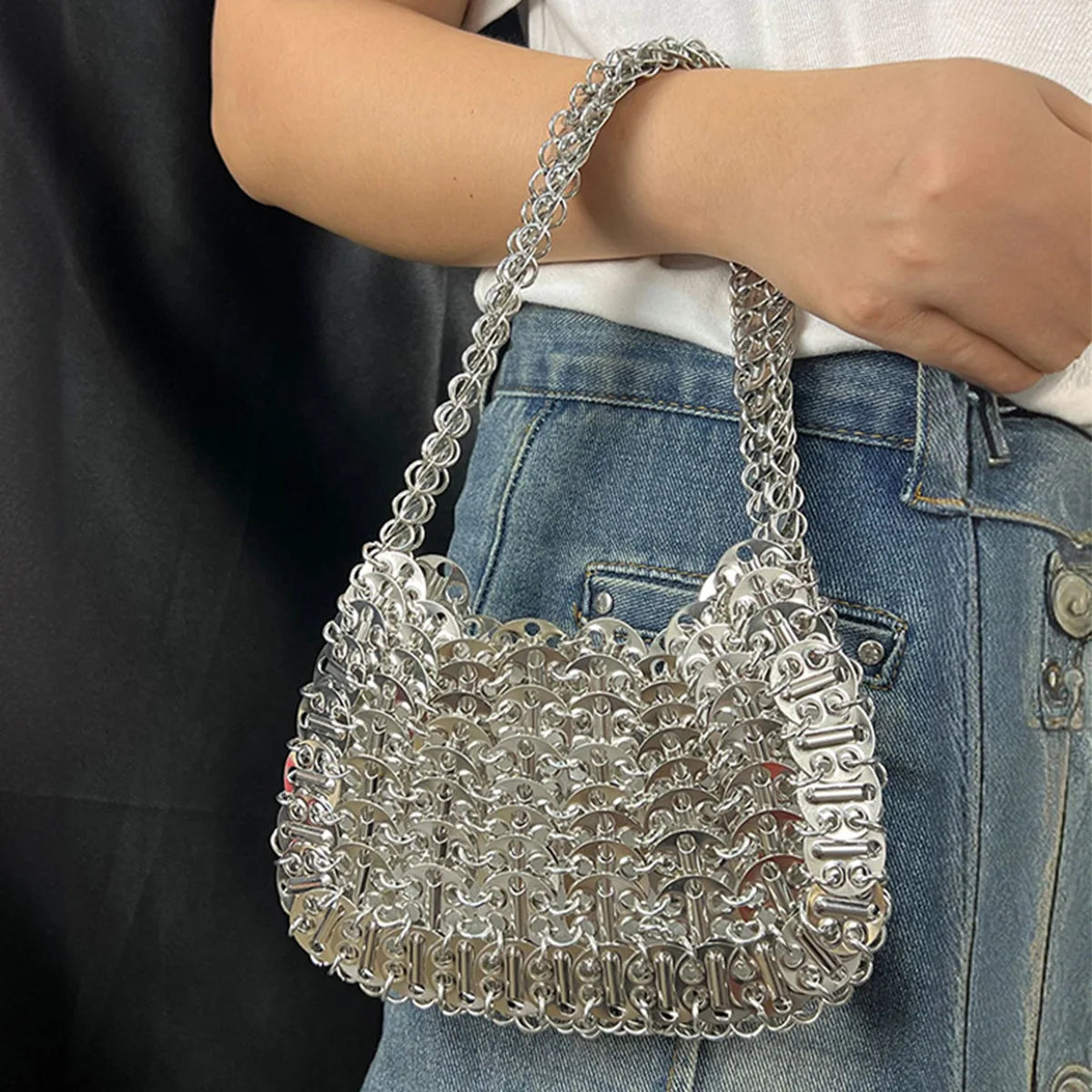 Retro Ins Metal Brilhante Lantejoulas Pequeno Quadrado Bolsa Frisada Tecelagem Jantar Festa Bolsa Rua Tendência Material de Ferro Travesseiro Macio...