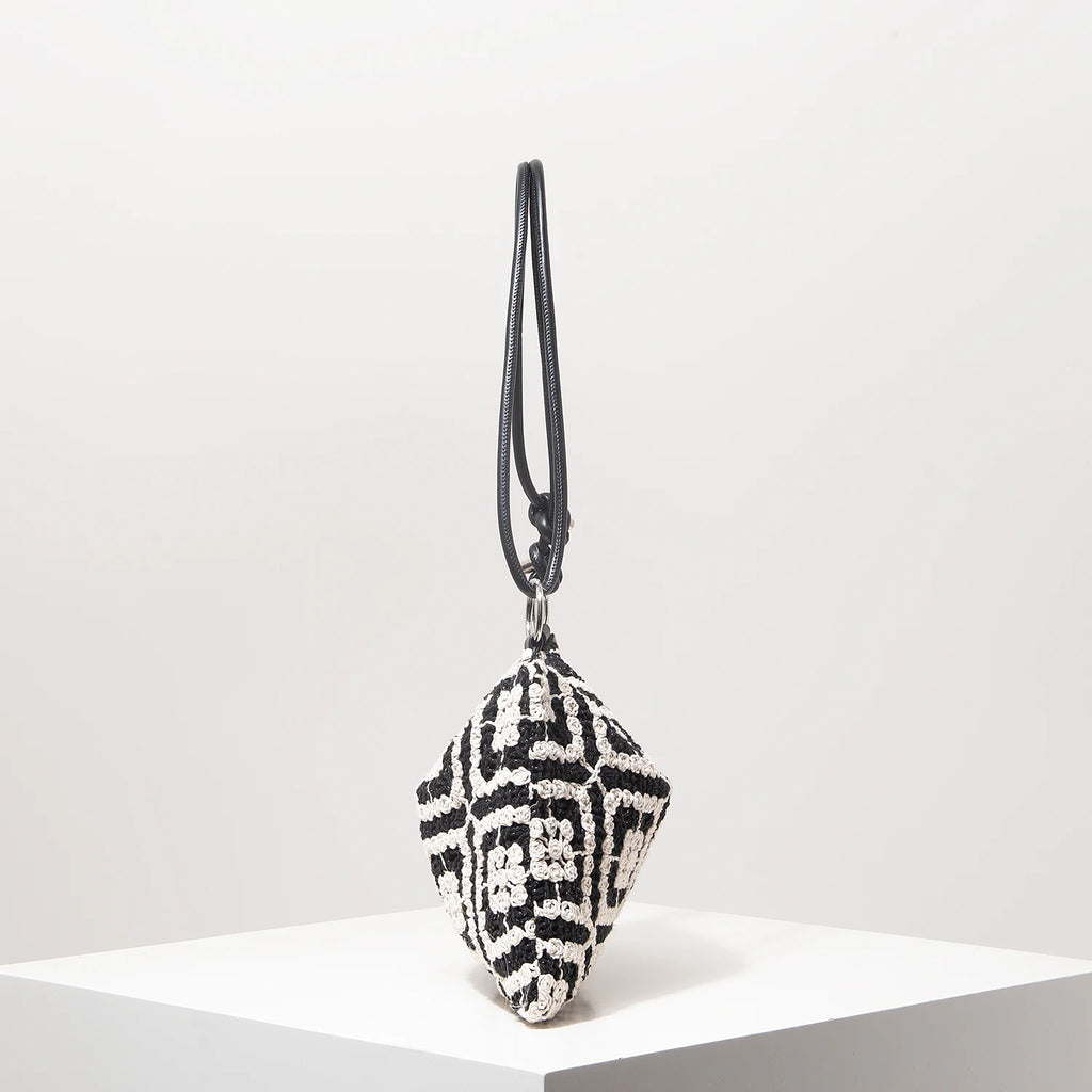 Sacolas de ombro de tricô oco com padrão para mulheres, bolsas de praia boho para mulheres, roupas de férias, bolsa de guê (padrão aleatório)