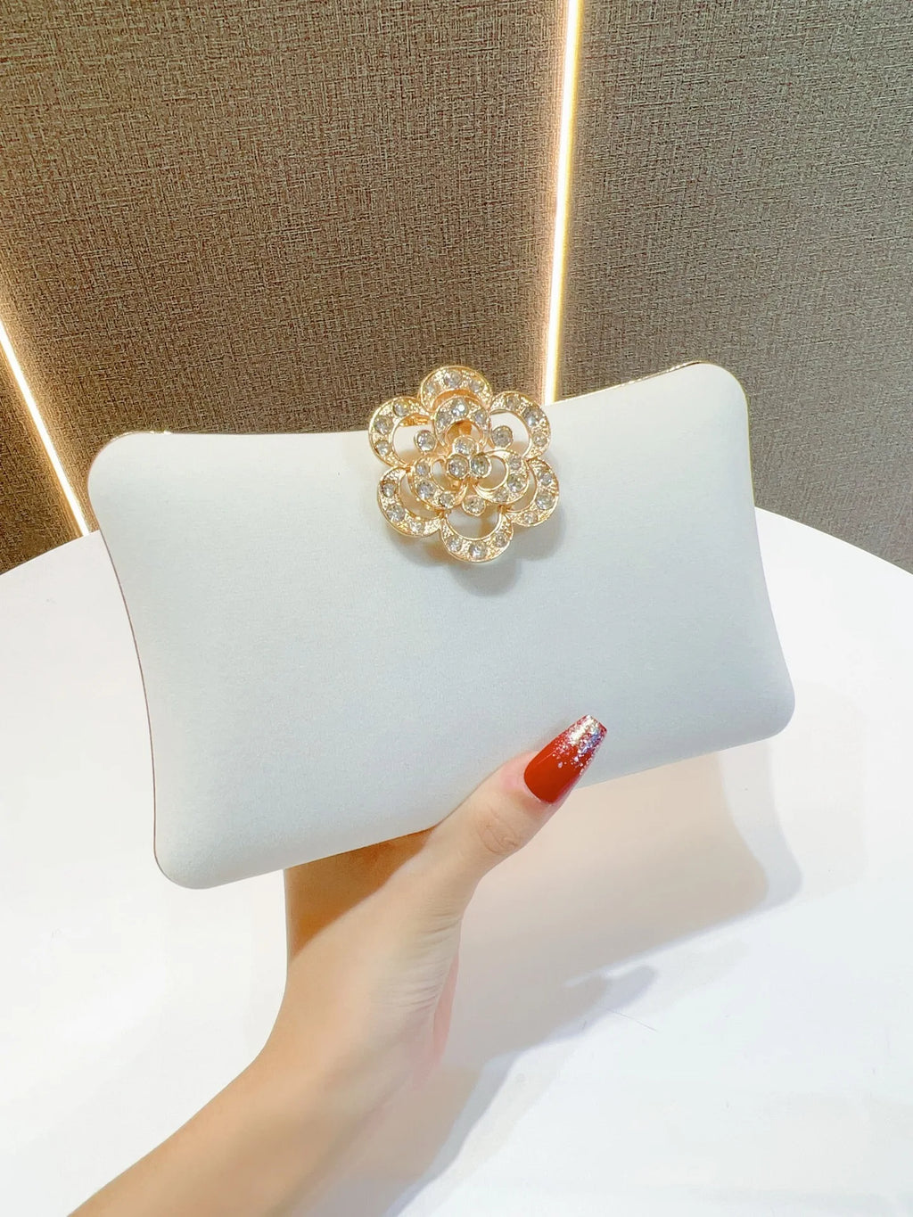 Embreagem de noite de pérola de cristal encantada – Bolsa de palco deslumbrante com strass, bolsa de ombro de banquete de luxo para mulheres bolsa de noite