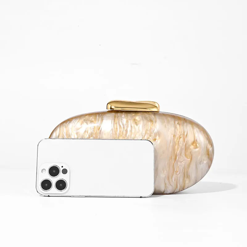 Clutch Viena