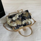 Moda vintage franja saco pequeno escudo sacos corrente feminina ombro crossbody saco guindaste voando bolsas femininas bordados