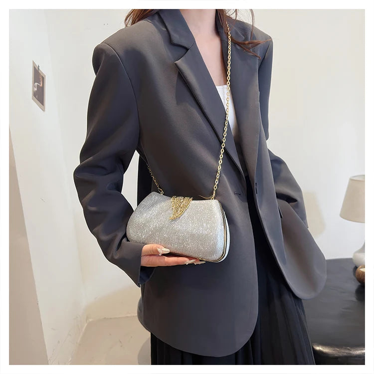 Saco de banquete de fivela de folha elegante, Bolsa portátil com corrente versátil, Vestido Cruz Diagonal, Novo, 2024