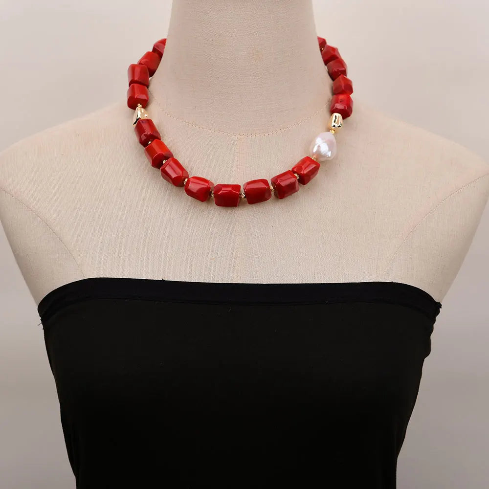 Colar de contas de pepita irregular de coral vermelho liberdade de pérola barroca branca cultivada G-G