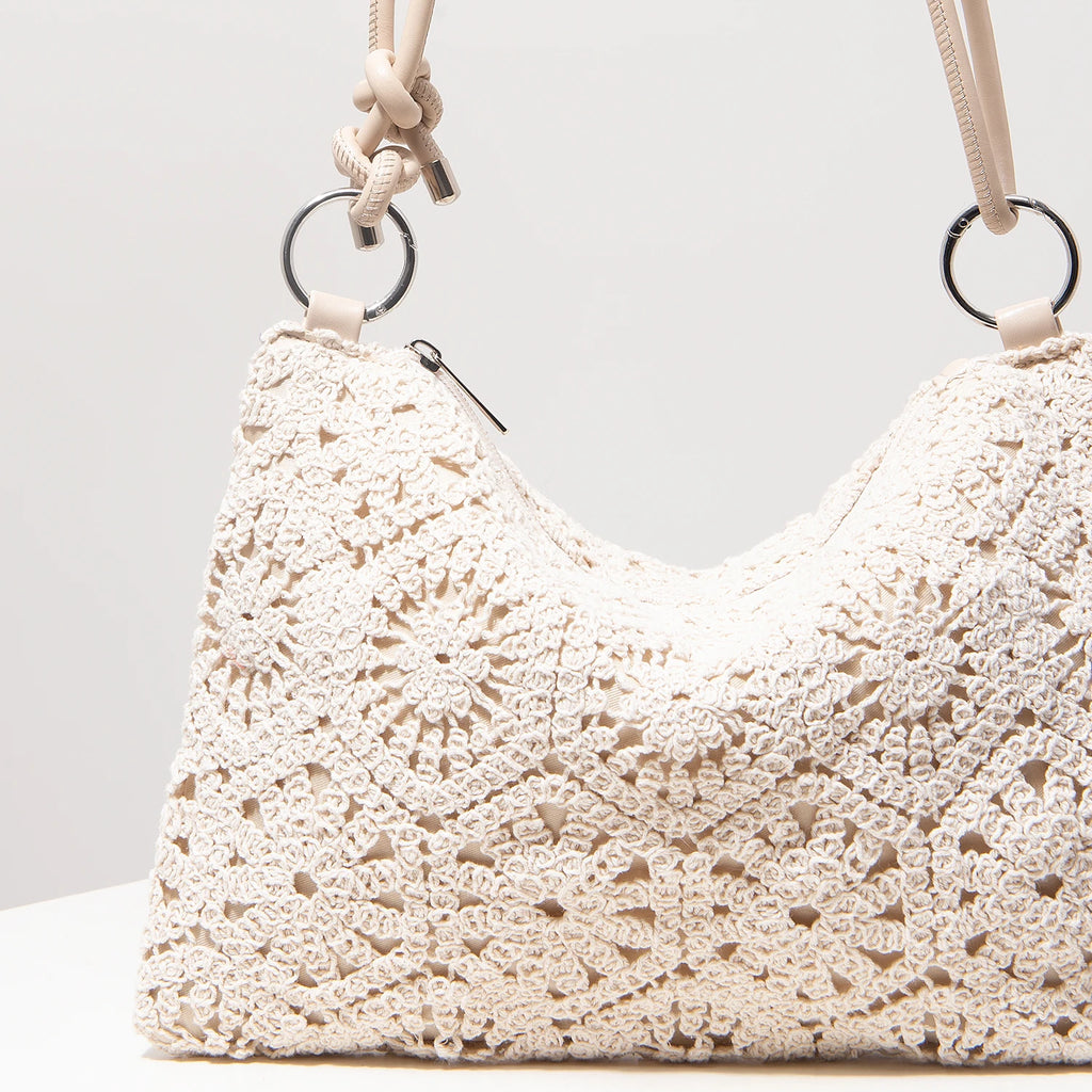Sacolas de ombro de tricô oco com padrão para mulheres, bolsas de praia boho para mulheres, roupas de férias, bolsa de guê (padrão aleatório)