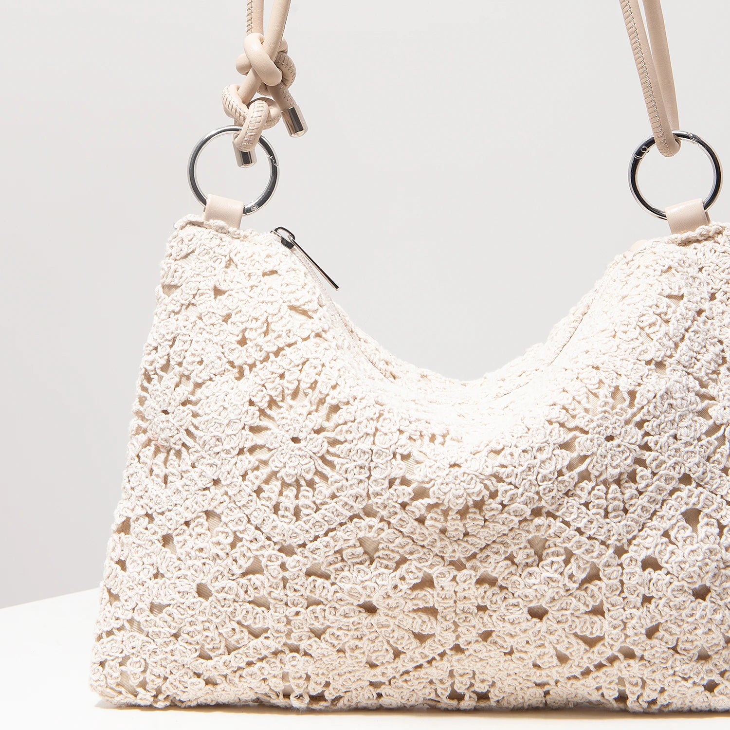 Sacolas de ombro de tricô oco com padrão para mulheres, bolsas de praia boho para mulheres, roupas de férias, bolsa de guê (padrão aleatório)