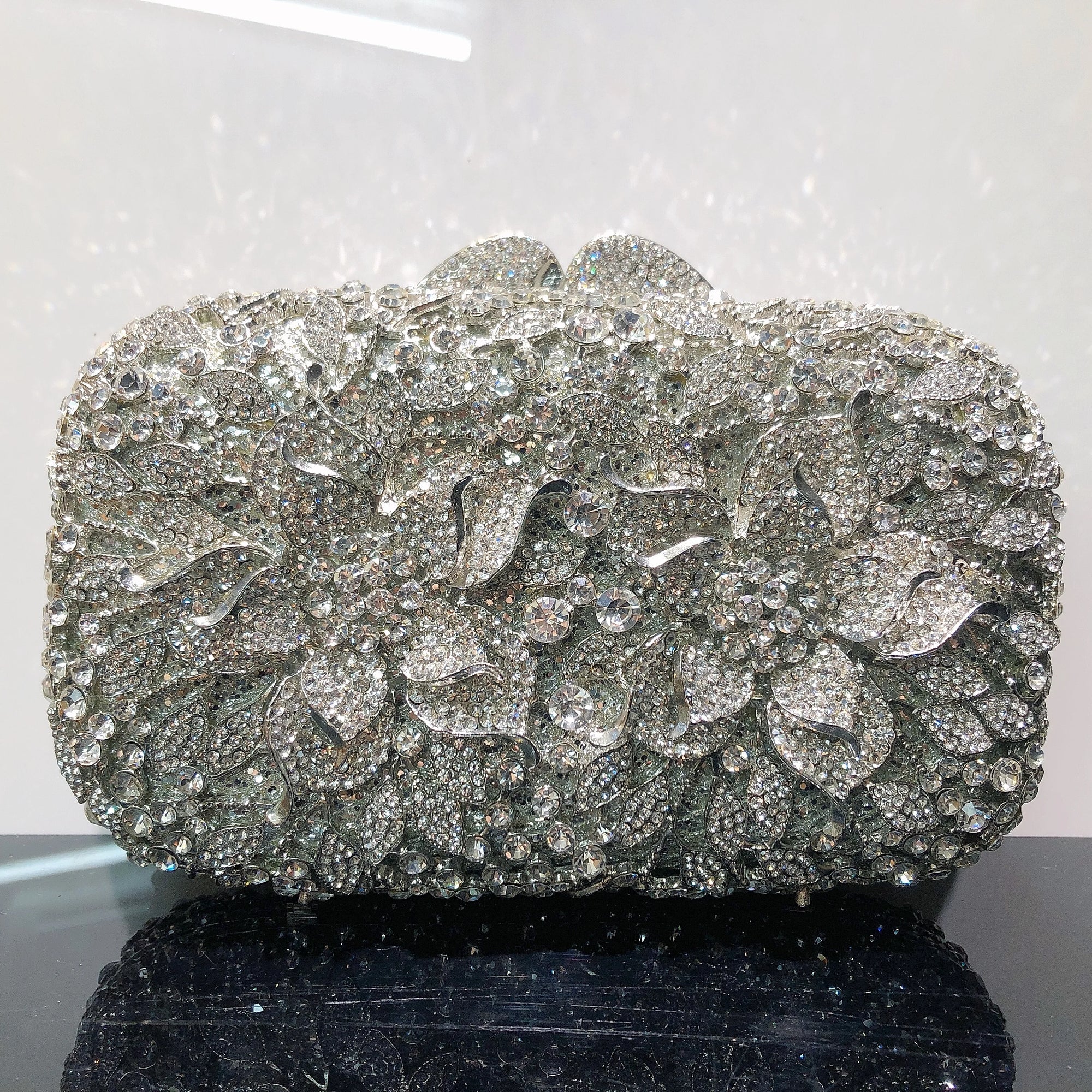 Fornecimento de fábrica glitter flor metal dourado elegante cristal bolsa embreagem strass festa casamento bolsa feminina bolsa de noite